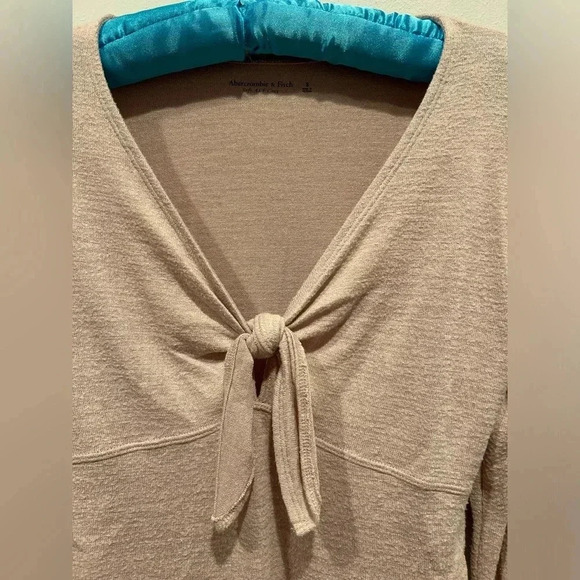 ABERCROMBIE & FITCH Soft A&F Cozy Bodysuit in Soft Pink / Size Small / - Picture 2 of 5